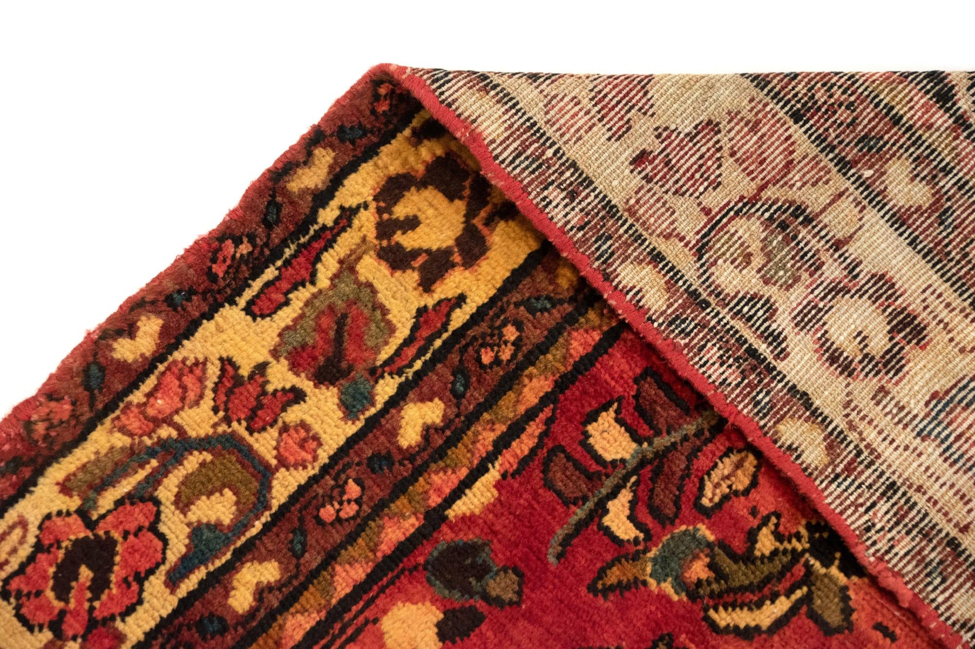 4' 9 x 9' 9 Hand Knotted Bachtiar Persian Wool Runner Rug