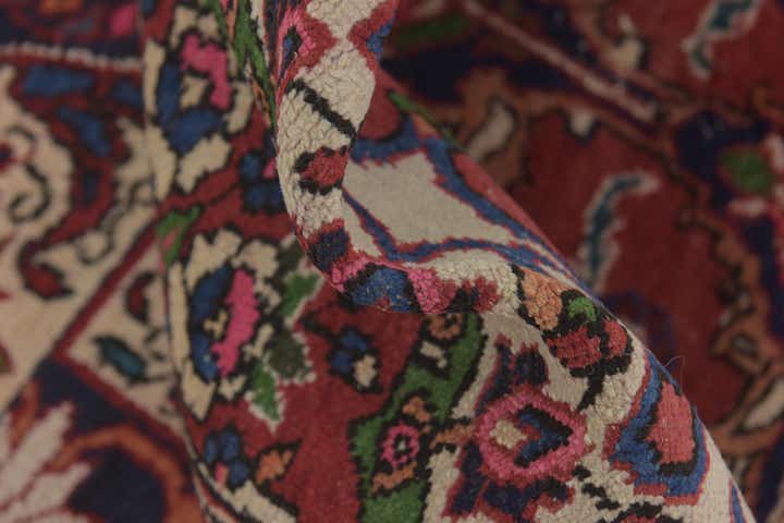 5' 7 x 10' 3 Hand Knotted Bakhtiar Persian Wool Runner Rug
