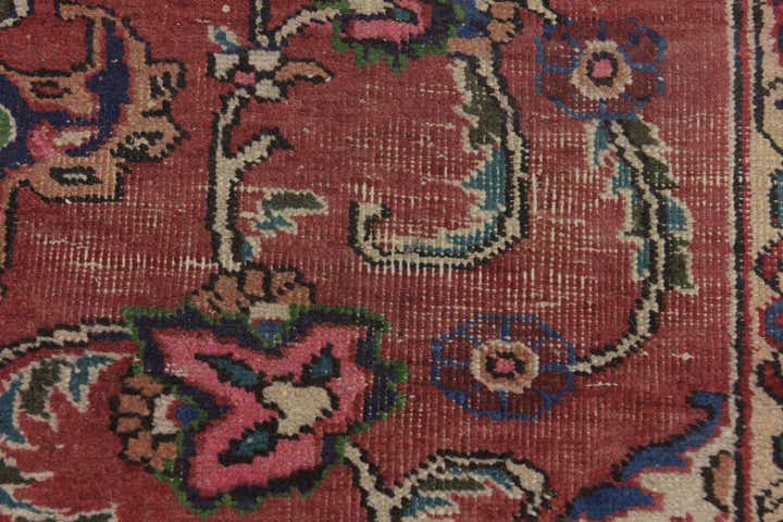 5' 7 x 10' 3 Hand Knotted Bakhtiar Persian Wool Runner Rug