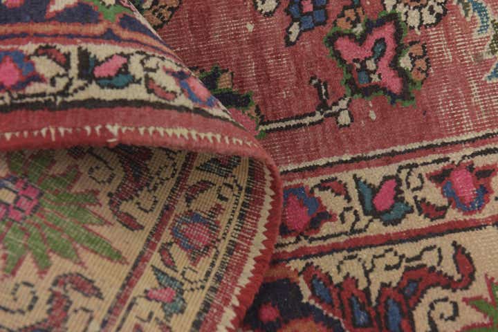 5' 7 x 10' 3 Hand Knotted Bakhtiar Persian Wool Runner Rug