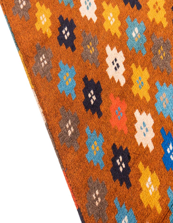 Detail image of 2' 7 x 9'  Hand Knotted Balouch Wool Runner Rug