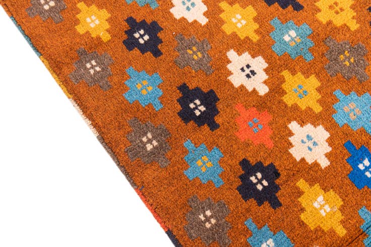 Detail image of 2' 7 x 9' Hand Knotted Balouch Wool Runner Rug