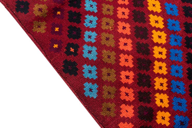 Detail image of 2' 9 x 9' 1 Hand Knotted Balouch Wool Runner Rug
