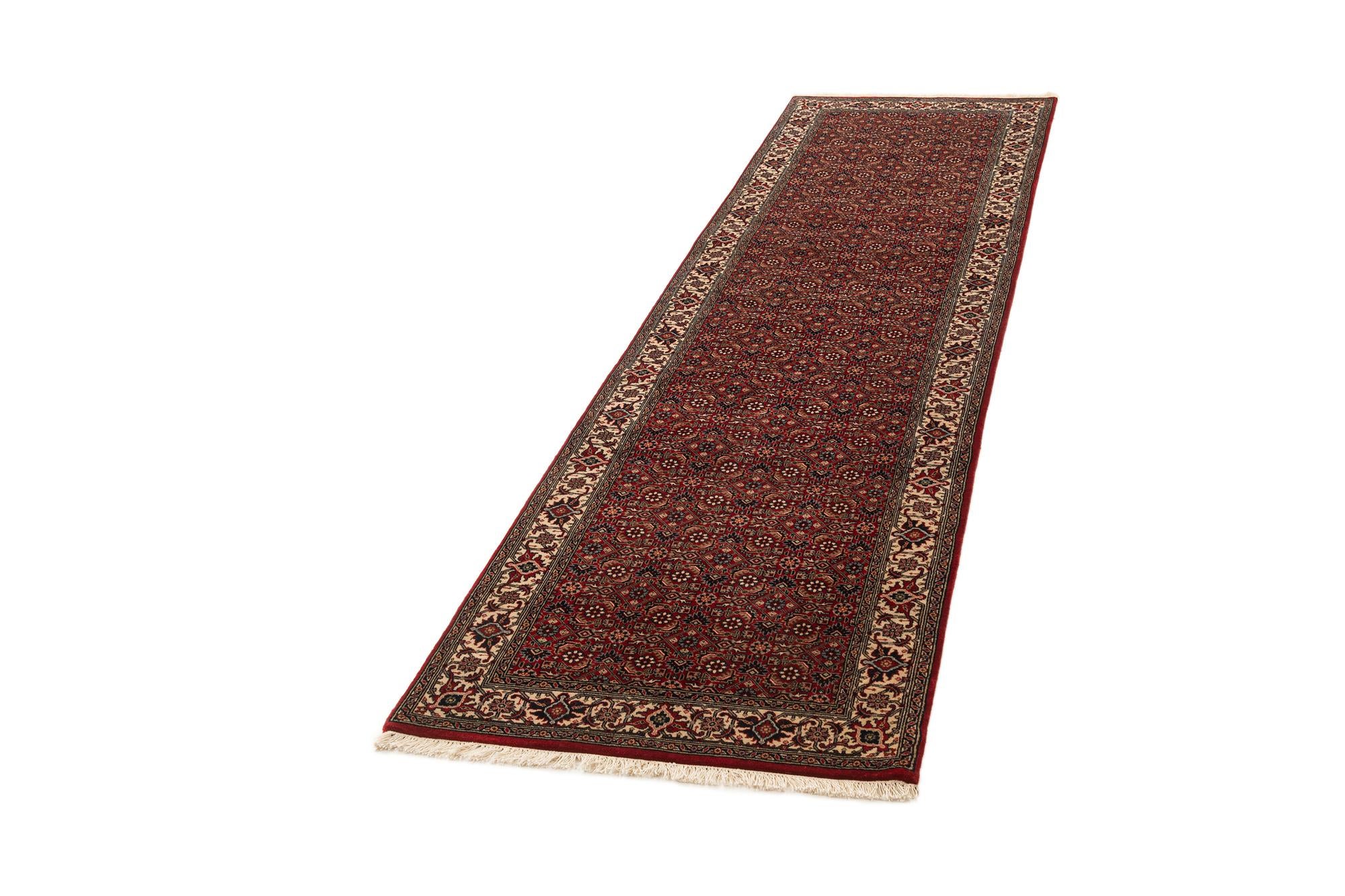 2' 9 x 9' 9 Bidjar Wool Runner Rug