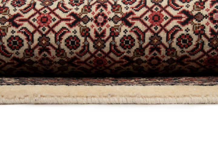 2' 7 x 8' 2 Bidjar With Silk Runner Rug