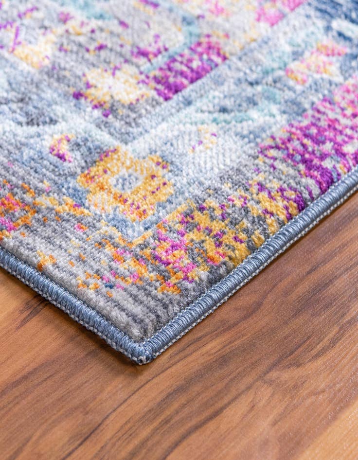 Detail image of 2' x 6' Budapest Runner Rug