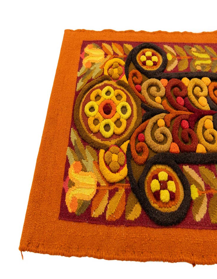 Detail image of 2' 3 x 3' 6 Hand Knotted Carved Pekin Wool Runner Rug