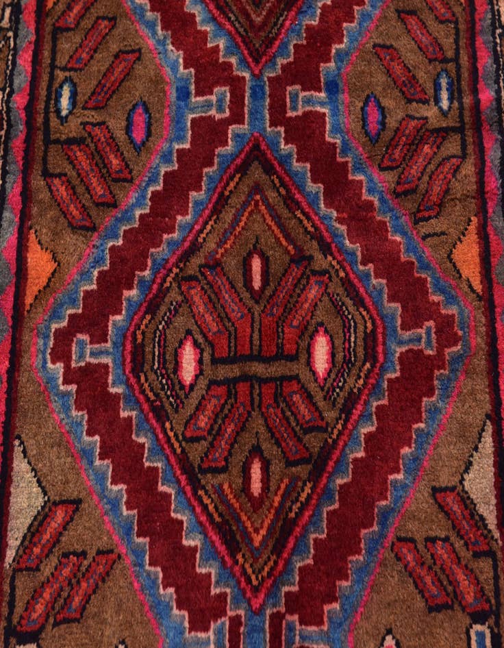 Detail image of 3' 6 x 10' 3  Hand Knotted Chenar Persian Wool Runner Rug