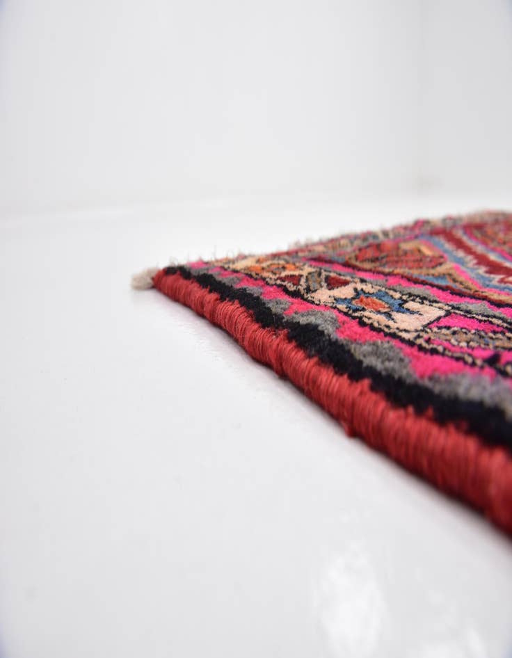 Detail image of 3' 6 x 10' 3  Hand Knotted Chenar Persian Wool Runner Rug