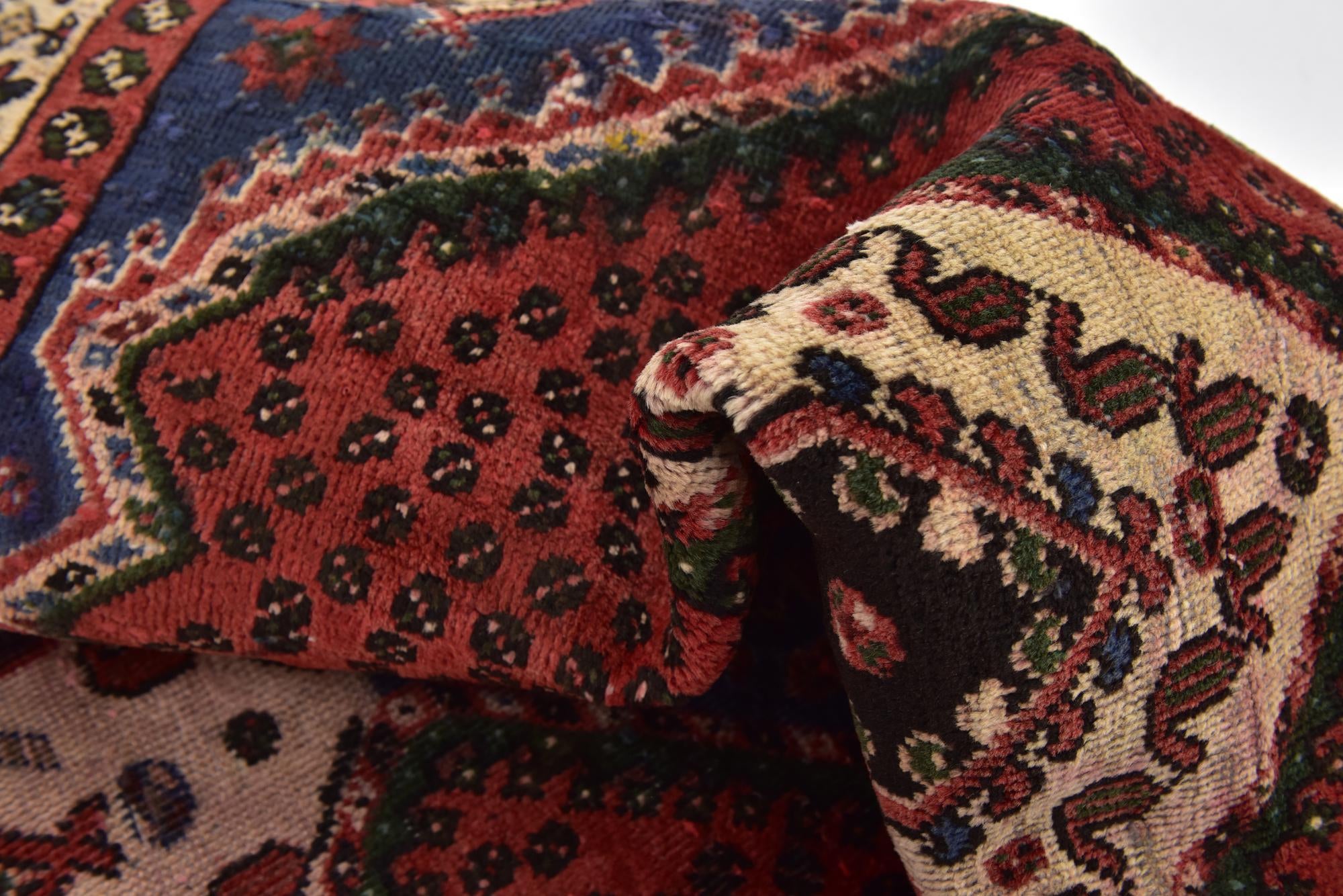 4' 9 x 9' 7 Hand Knotted Chenar Persian Wool Runner Rug