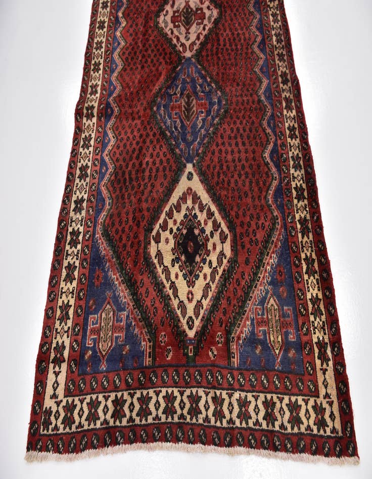 Detail image of 4' 9 x 9' 7 Hand Knotted Chenar Persian Wool Runner Rug