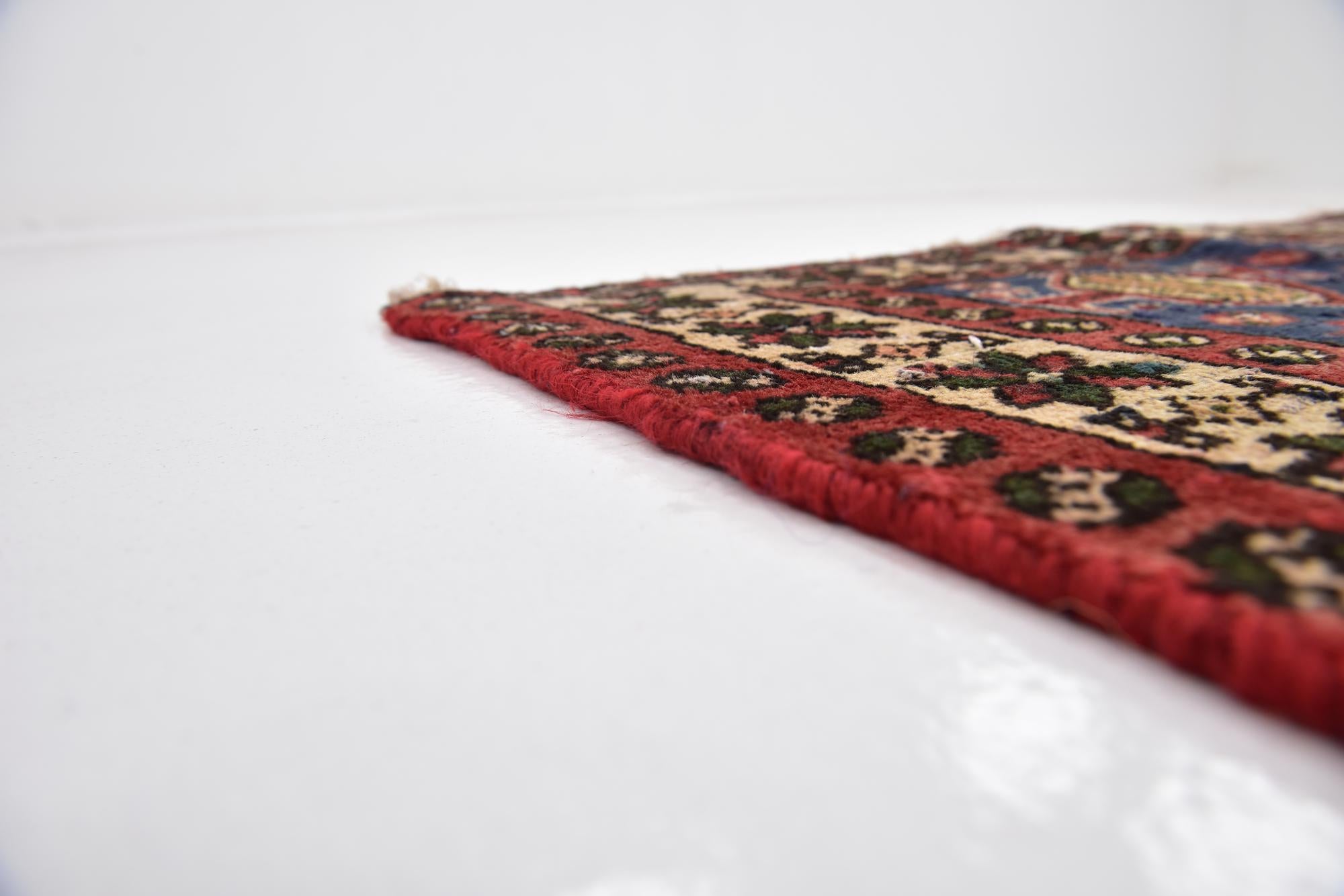 4' 9 x 9' 7 Hand Knotted Chenar Persian Wool Runner Rug