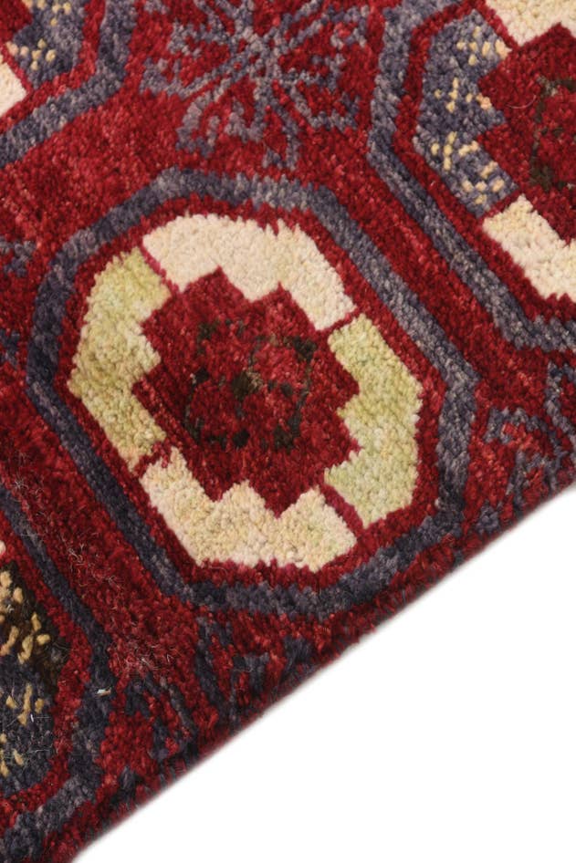 Detail image of 2' 7 x 7' 10 Hand Knotted Darya Wool Runner Rug