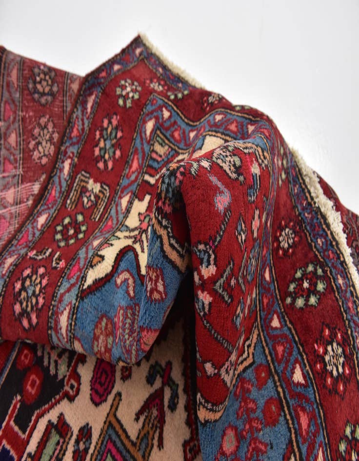 Detail image of 4' x 9' 10  Hand Knotted Farahan Persian Wool Runner Rug