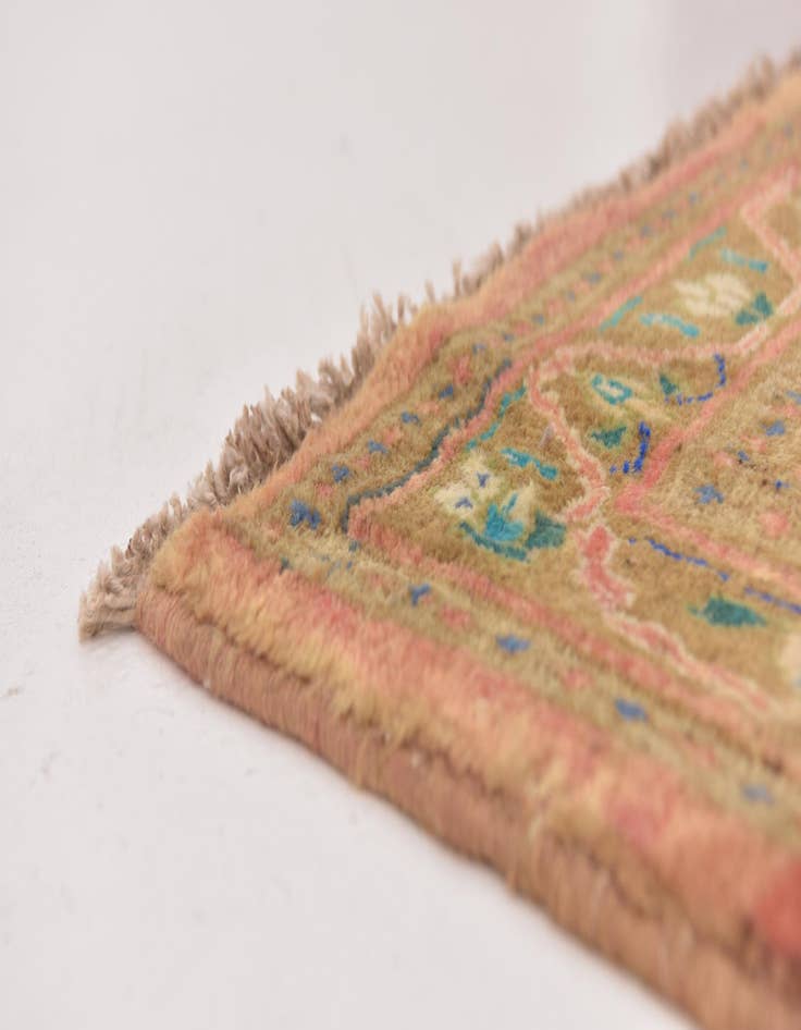 Detail image of 3' 10 x 9' 8  Hand Knotted Farahan Persian Wool Runner Rug