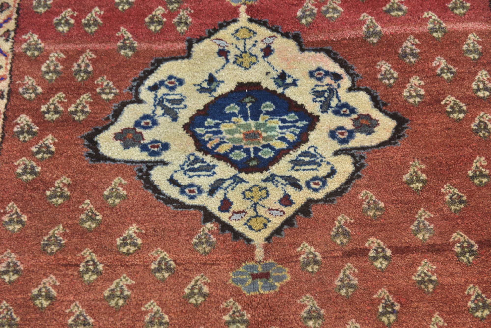 Detail image 4 of 14: 3' x 6' 2 Hand Knotted Farahan Persian Wool Runner Rug