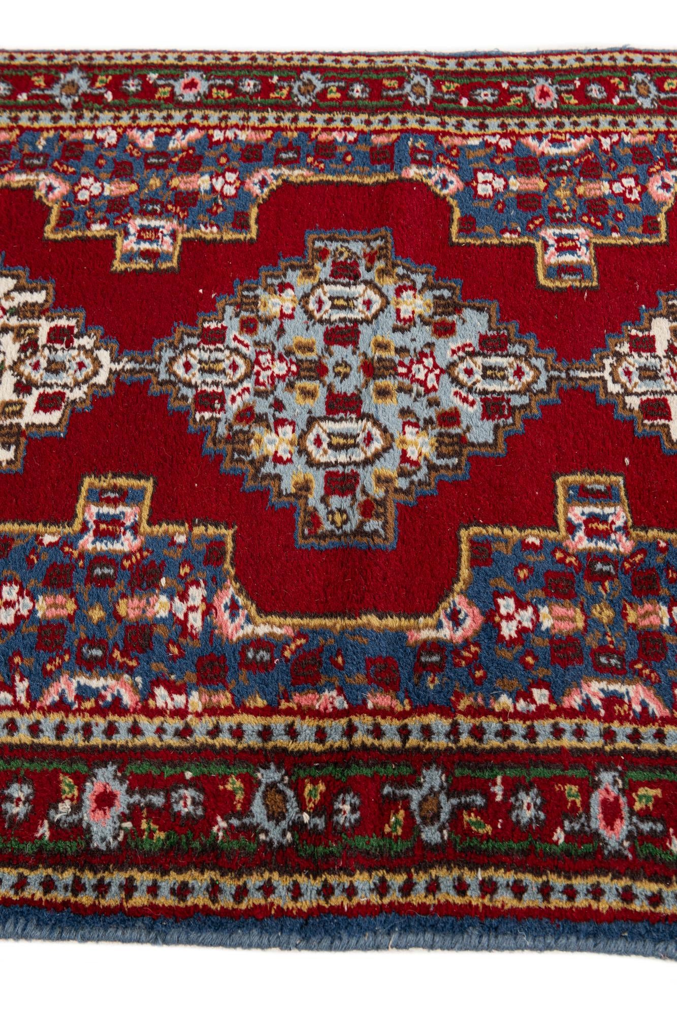 2' 1 x 4' 6 Hand Knotted Gharajeh Wool Runner Rug