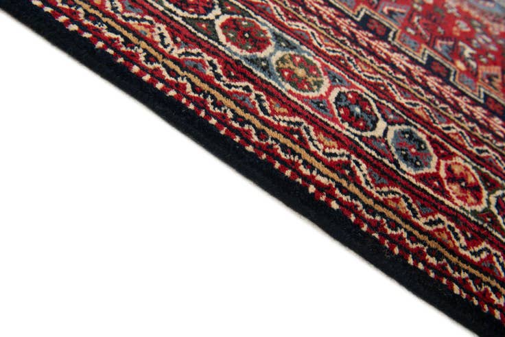 Detail image of 5' 7 x 10' 9 Hand Knotted Ghashghaei Wool Runner Rug