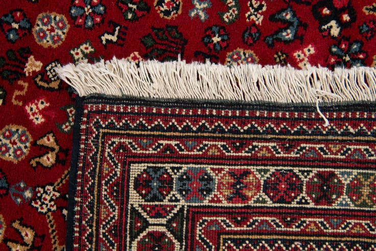 Detail image of 5' 7 x 10' 9 Hand Knotted Ghashghaei Wool Runner Rug