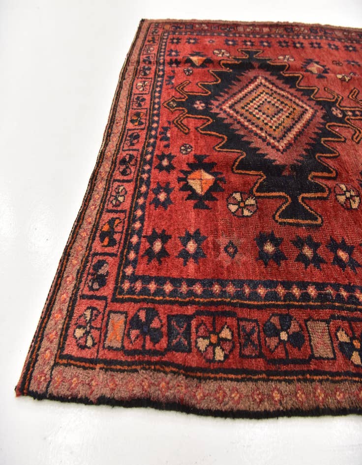 Detail image of 4' 10 x 9' 9 Hand Knotted Hamedan Persian Wool Runner Rug