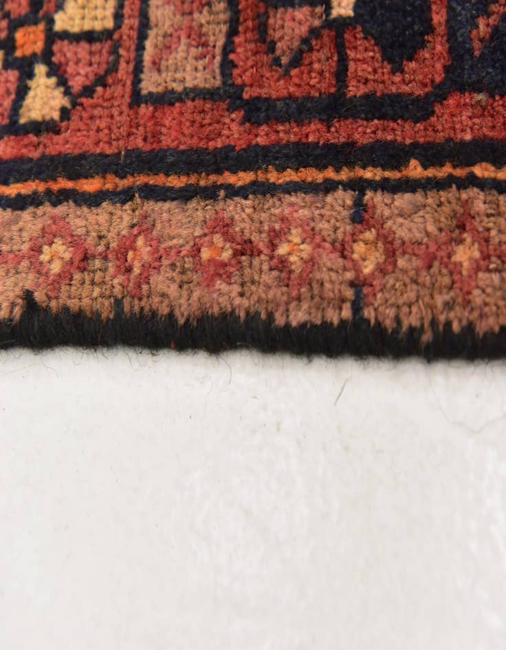 Detail image of 4' 10 x 9' 9 Hand Knotted Hamedan Persian Wool Runner Rug