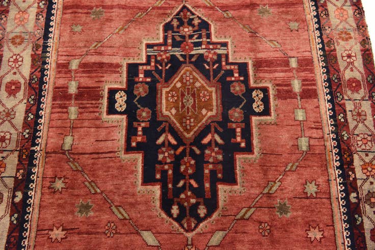 Detail image of 5' x 9' 8 Hand Knotted Hamedan Persian Wool Runner Rug