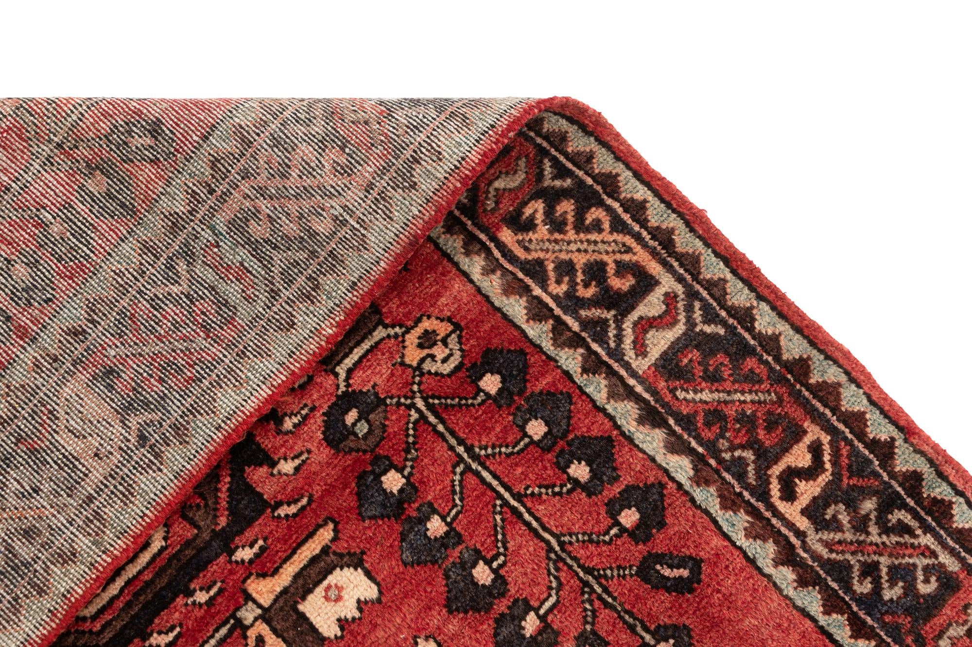 3' 10 x 9' 8 Hamedan Wool Runner Rug