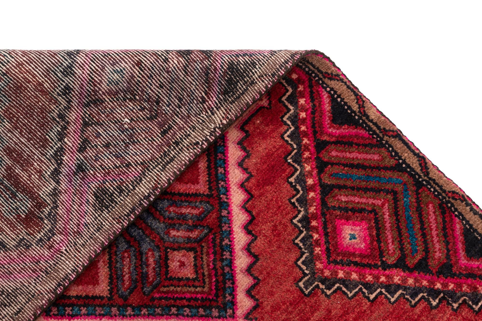2' 6 x 9' 6 Hamedan Wool Runner Rug