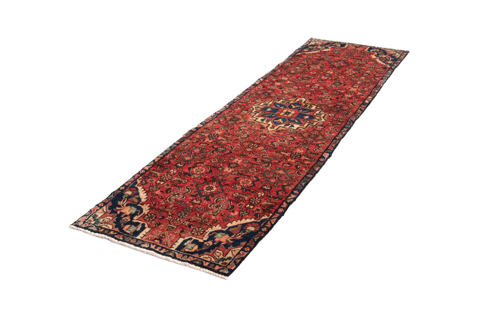 2' 8 x 9' 7 Hamedan Wool Runner Rug