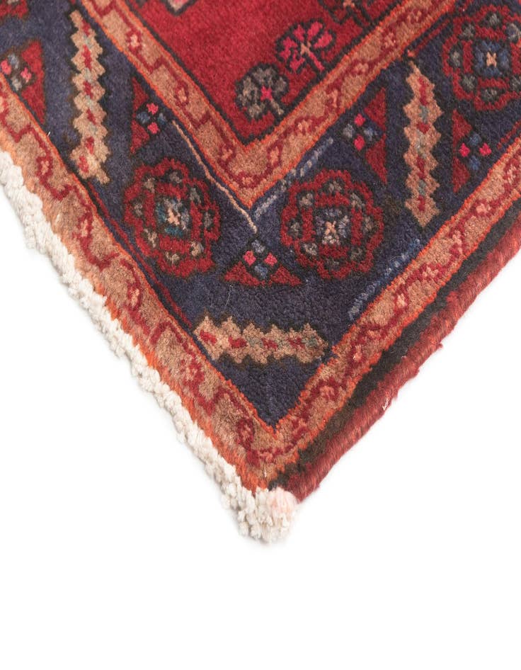 Detail image of 3' 1 x 11' 9 Hamedan Runner Rug