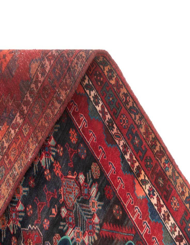 Detail image of 4' 9 x 10' 10 Hamedan Runner Rug