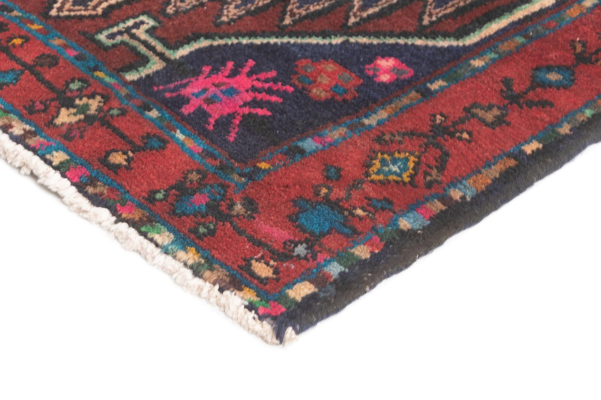 2' 8 x 9' 6 Hamedan Runner Rug