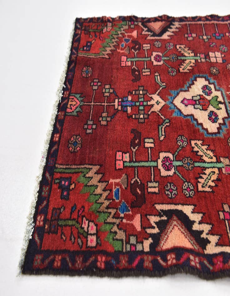 Detail image of 2' 8 x 6' 6 Hand Knotted Hamedan Persian Wool Runner Rug