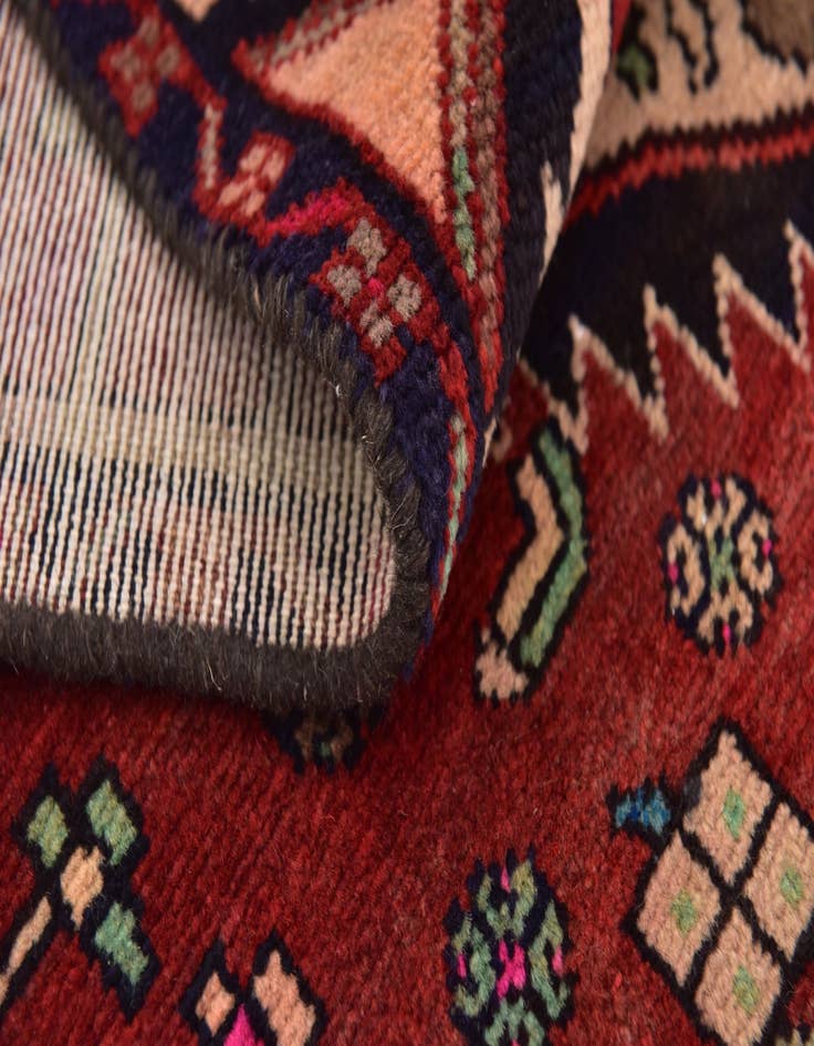 Detail image of 2' 8 x 6' 6 Hand Knotted Hamedan Persian Wool Runner Rug