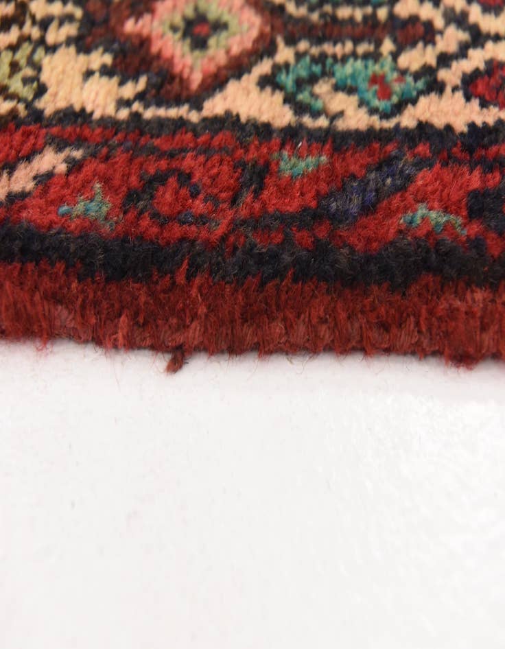 Detail image of 3' 6 x 9' 8  Hand Knotted Hossainabad Persian Wool Runner Rug