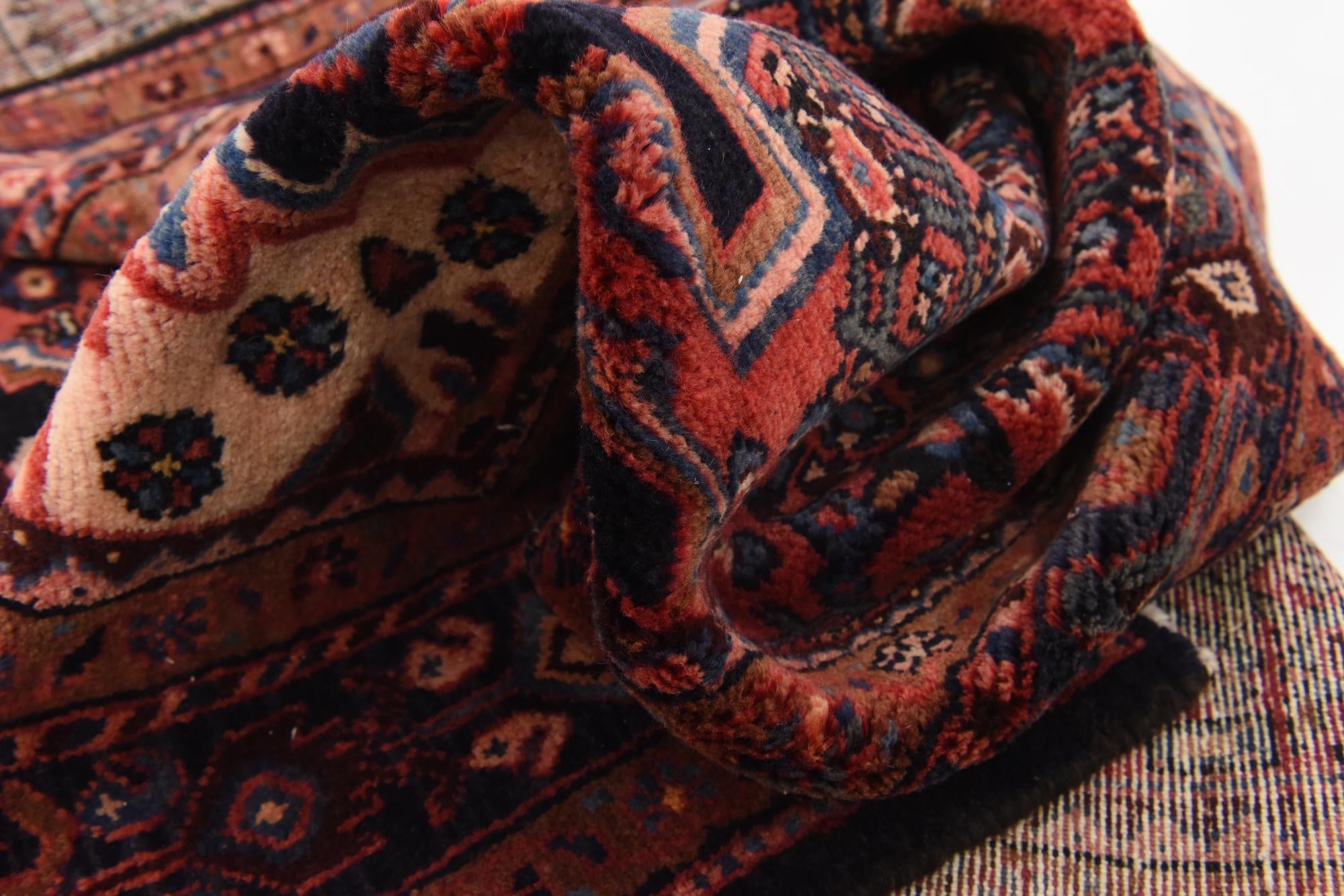 5' 6 x 11' 1 Hand Knotted Hossainabad Persian Wool Runner Rug