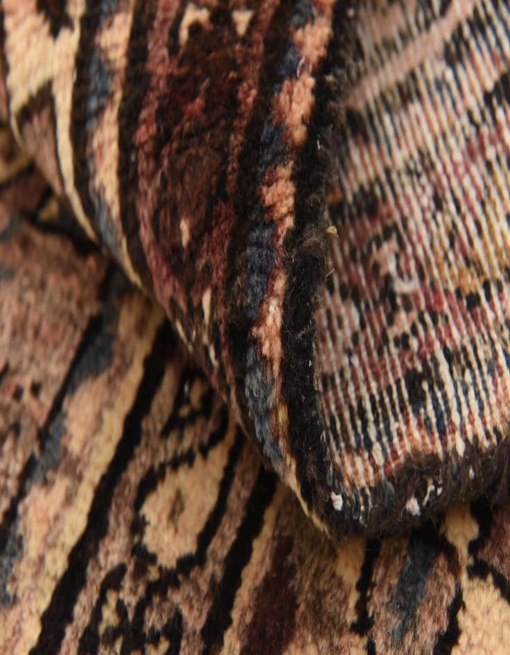 Detail image of 3' 8 x 11' 4 Hand Knotted Hossainabad Persian Wool Runner Rug