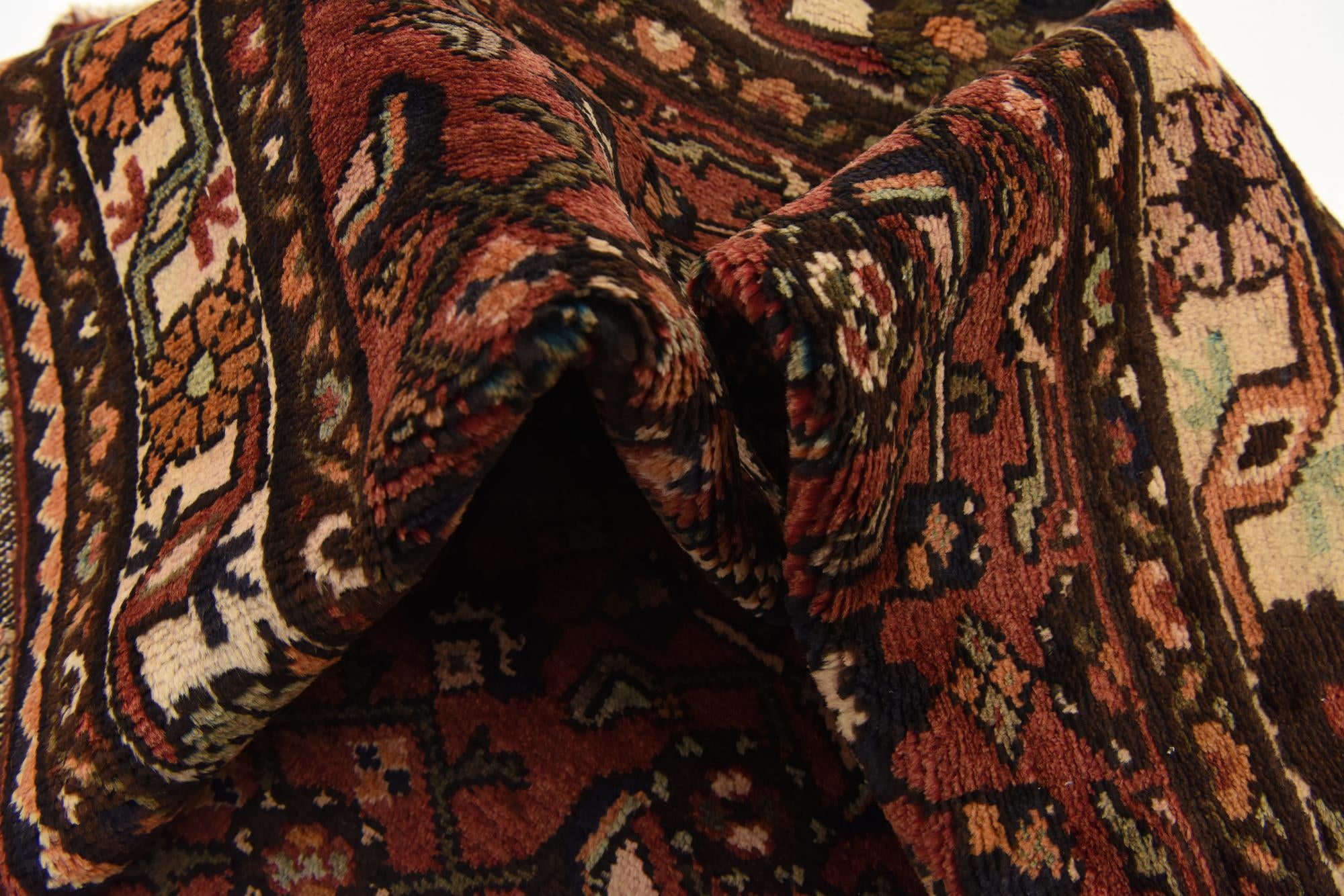 4' x 9' 10 Hand Knotted Hossainabad Persian Wool Runner Rug