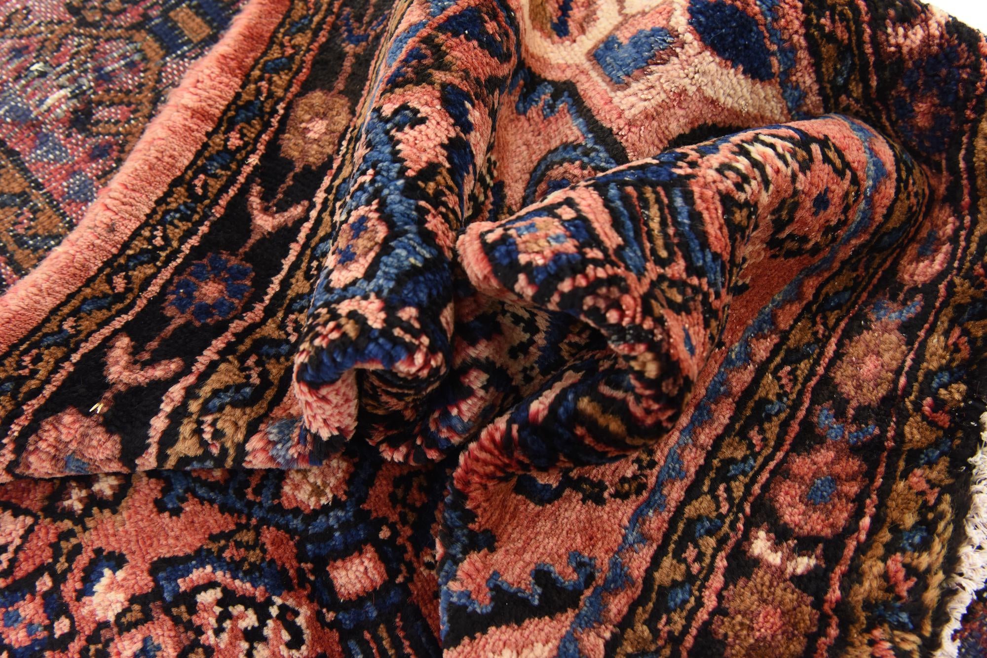 3' 10 x 10' Hand Knotted Hossainabad Persian Wool Runner Rug