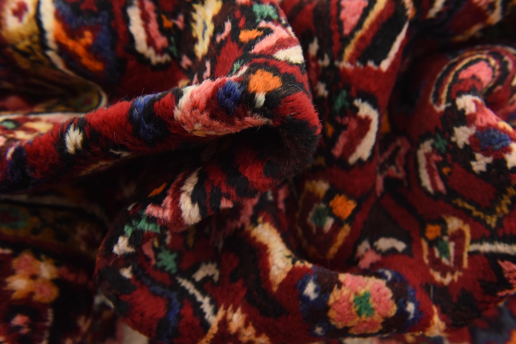 3' 8 x 9' 5 Hand Knotted Hossainabad Persian Wool Runner Rug