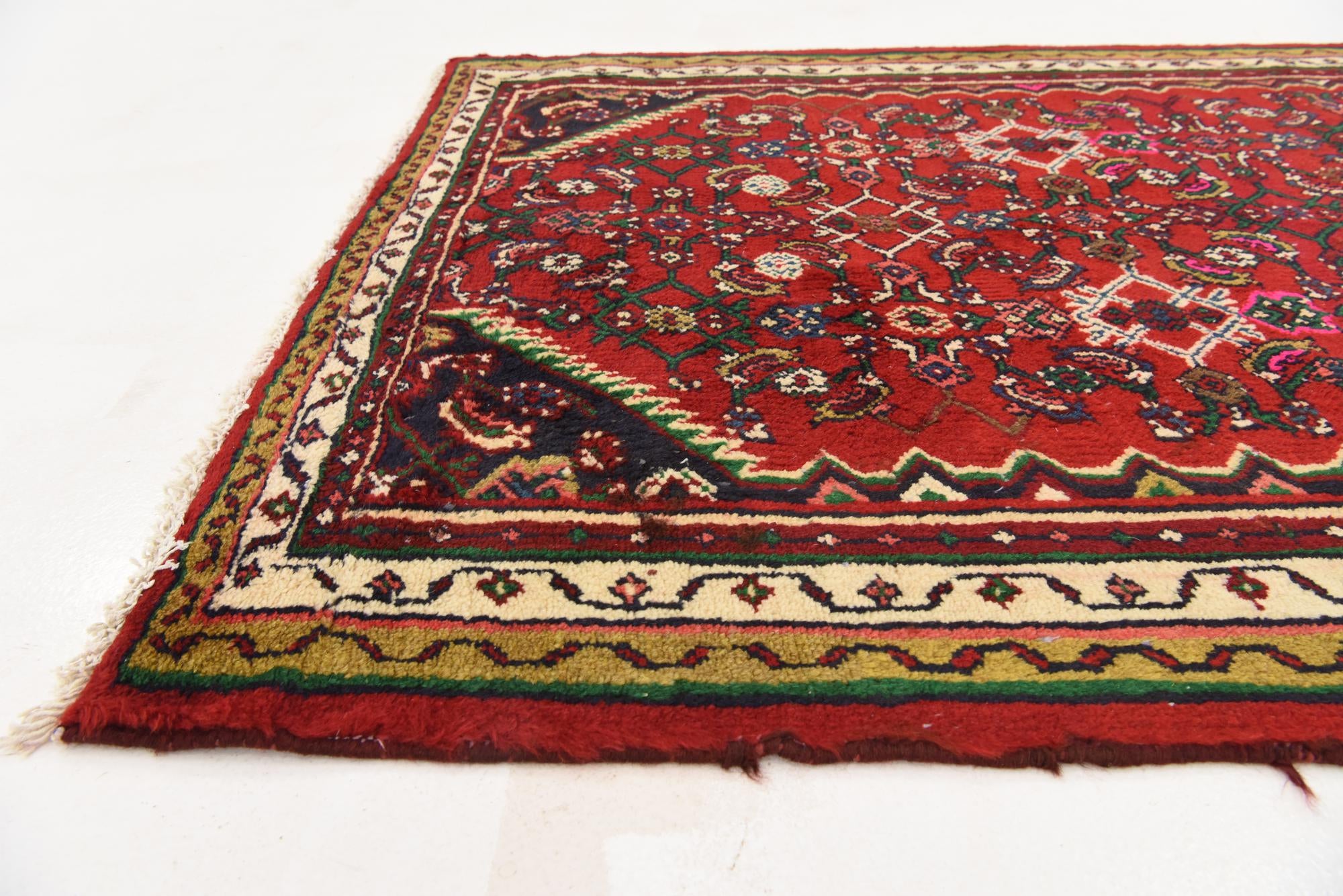 3' 5 x 9' 8 Hand Knotted Hossainabad Persian Wool Runner Rug