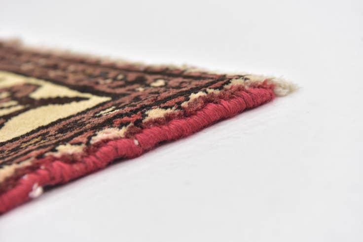 Detail image of 3' 9 x 10' 4 Hand Knotted Hossainabad Persian Wool Runner Rug