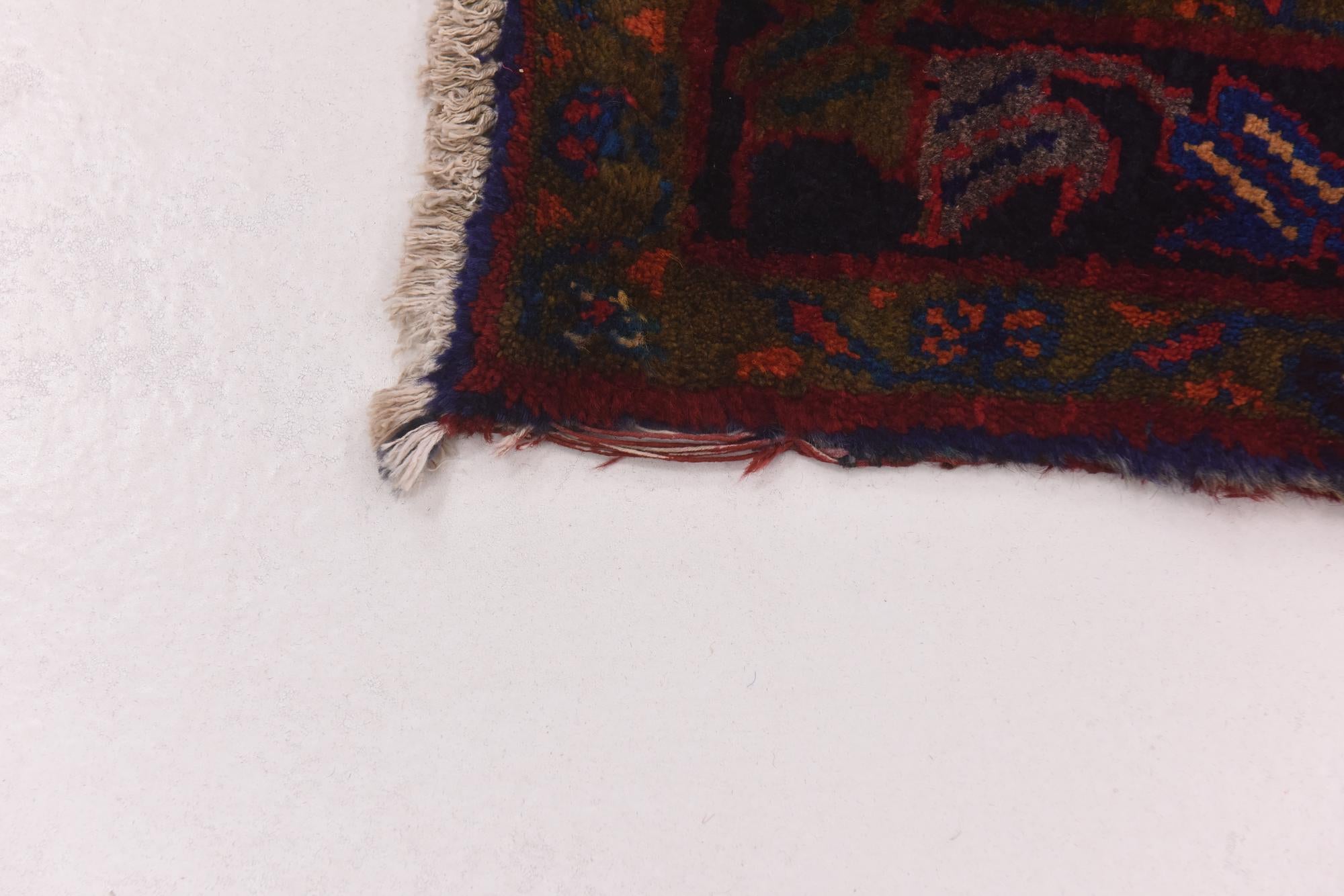 3' 10 x 9' 9 Hand Knotted Hossainabad Persian Wool Runner Rug