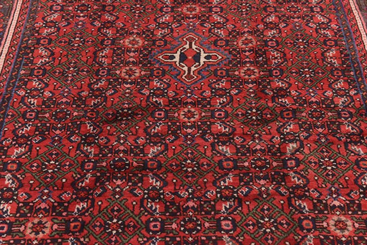 Detail image of 5' x 9' 6 Hand Knotted Hossainabad Persian Wool Runner Rug