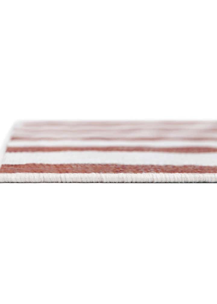 2' x 6' Easy-Clean Jill Zarin Indoor / Outdoor Runner Rug
