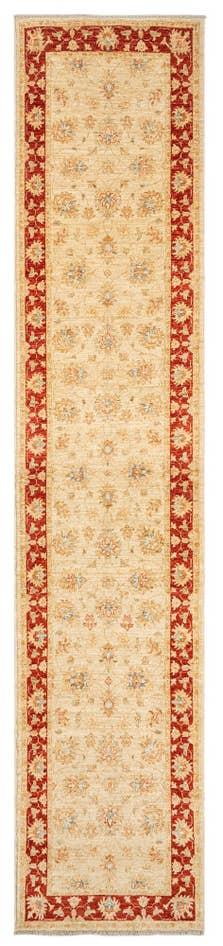 Detail image of 2' 9 x 12' 10 Kaizar Wool Runner Rug
