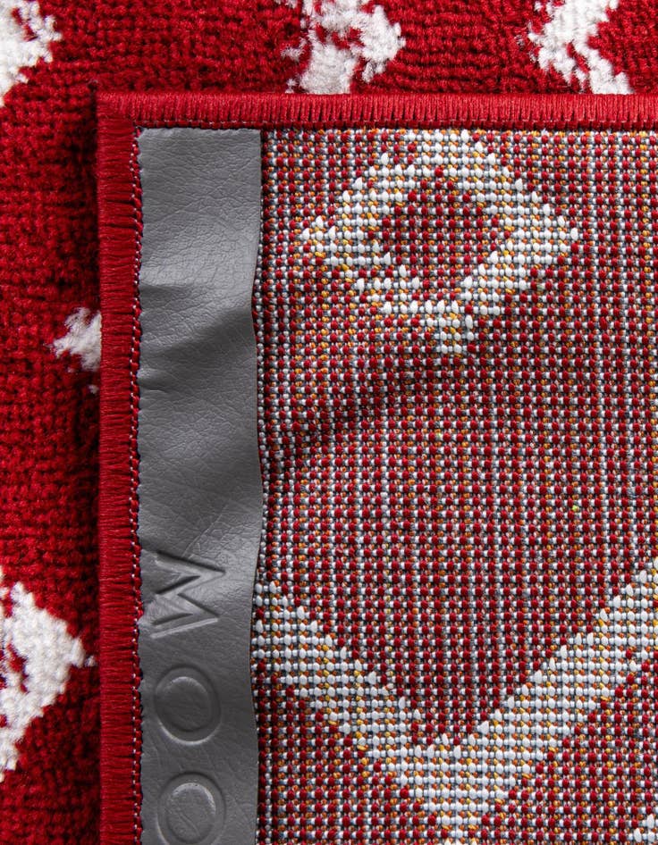 Detail image of 2' x 6' 7 Kasbah Trellis Runner Rug