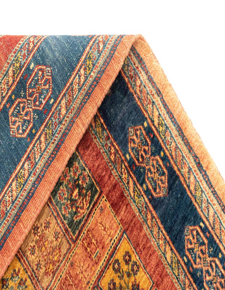 Detail image of 2' 9 x 6' 10 Kashkuli Wool Runner Rug