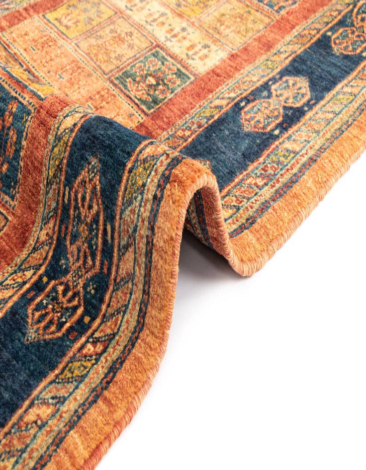 Detail image of 2' 9 x 6' 10 Kashkuli Wool Runner Rug