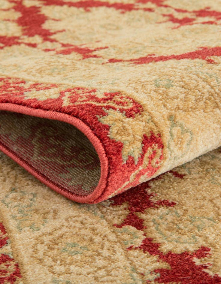 Detail image of 2' 7 x 10' Kensington Runner Rug